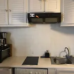 Apartment With Wifi In The Heart Of Montmartre
